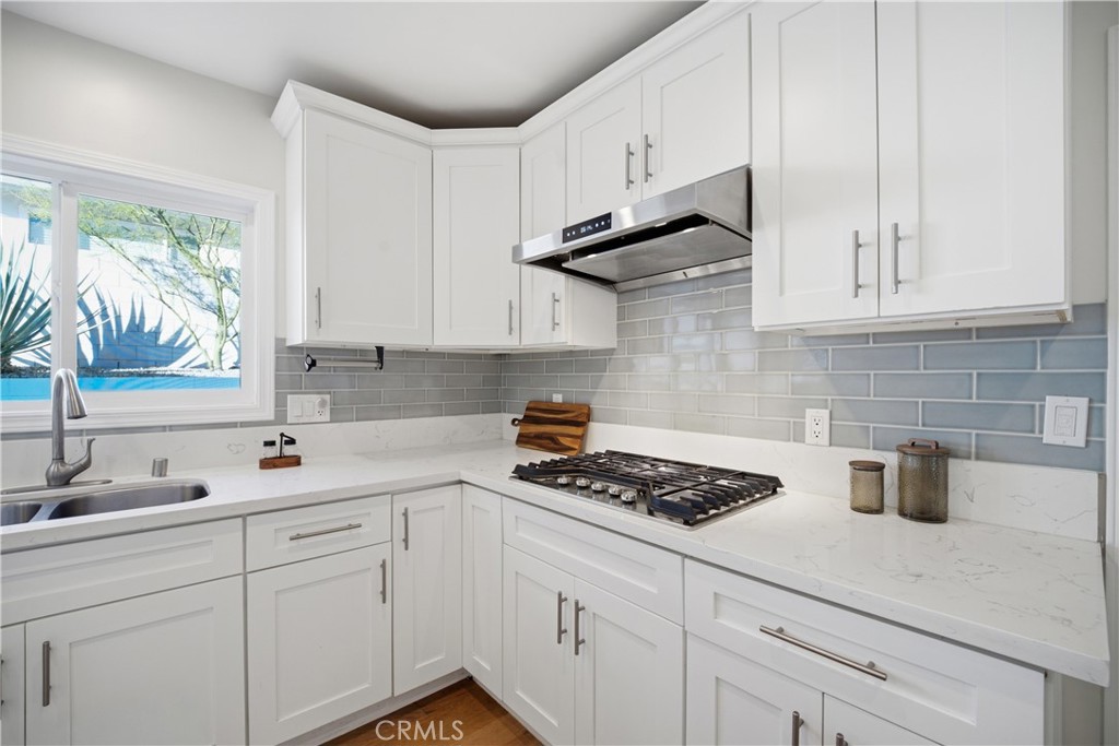22764 Liberty Bell Road Calabasas, CA 91302 - Photo 26 of 72