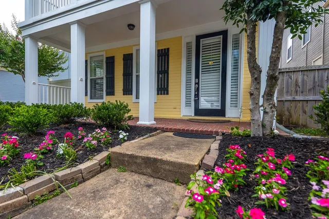 $389,000 | 1243 Island Harbor Drive, Memphis, TN 38103