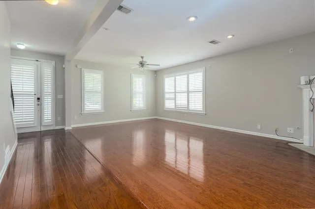 $389,000 | 1243 Island Harbor Drive, Memphis, TN 38103