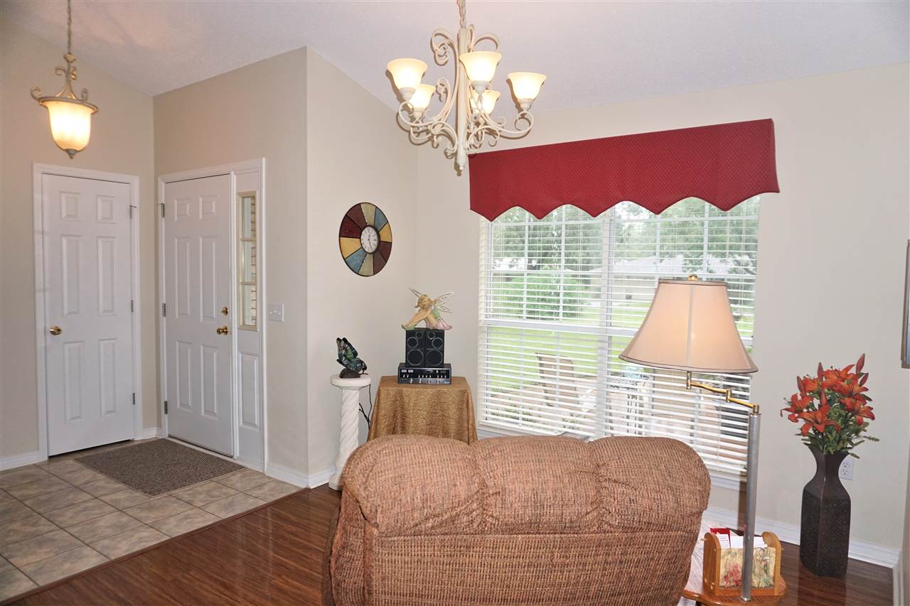 621 East Myrtle Avenue Foley, AL 36535 - Photo 3 of 23