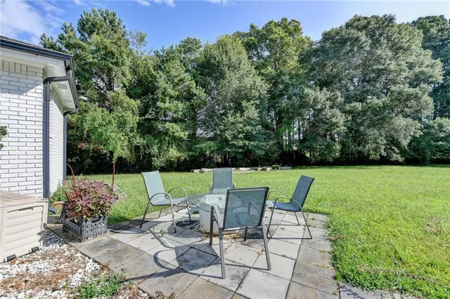 $749,000 | 4190 Beaver Road Southwest, Loganville, GA 30052