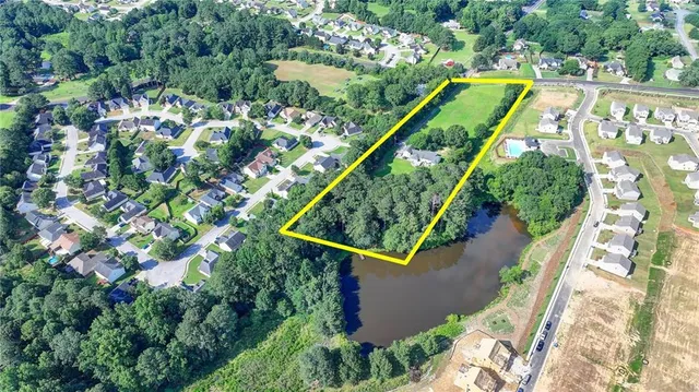 $749,000 | 4190 Beaver Road Southwest, Loganville, GA 30052