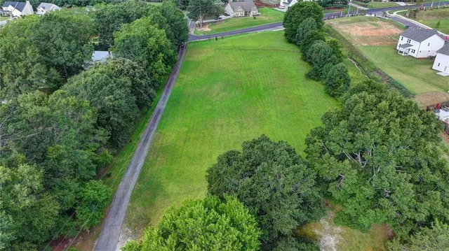 $749,000 | 4190 Beaver Road Southwest, Loganville, GA 30052