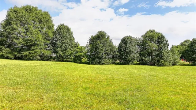 $749,000 | 4190 Beaver Road Southwest, Loganville, GA 30052