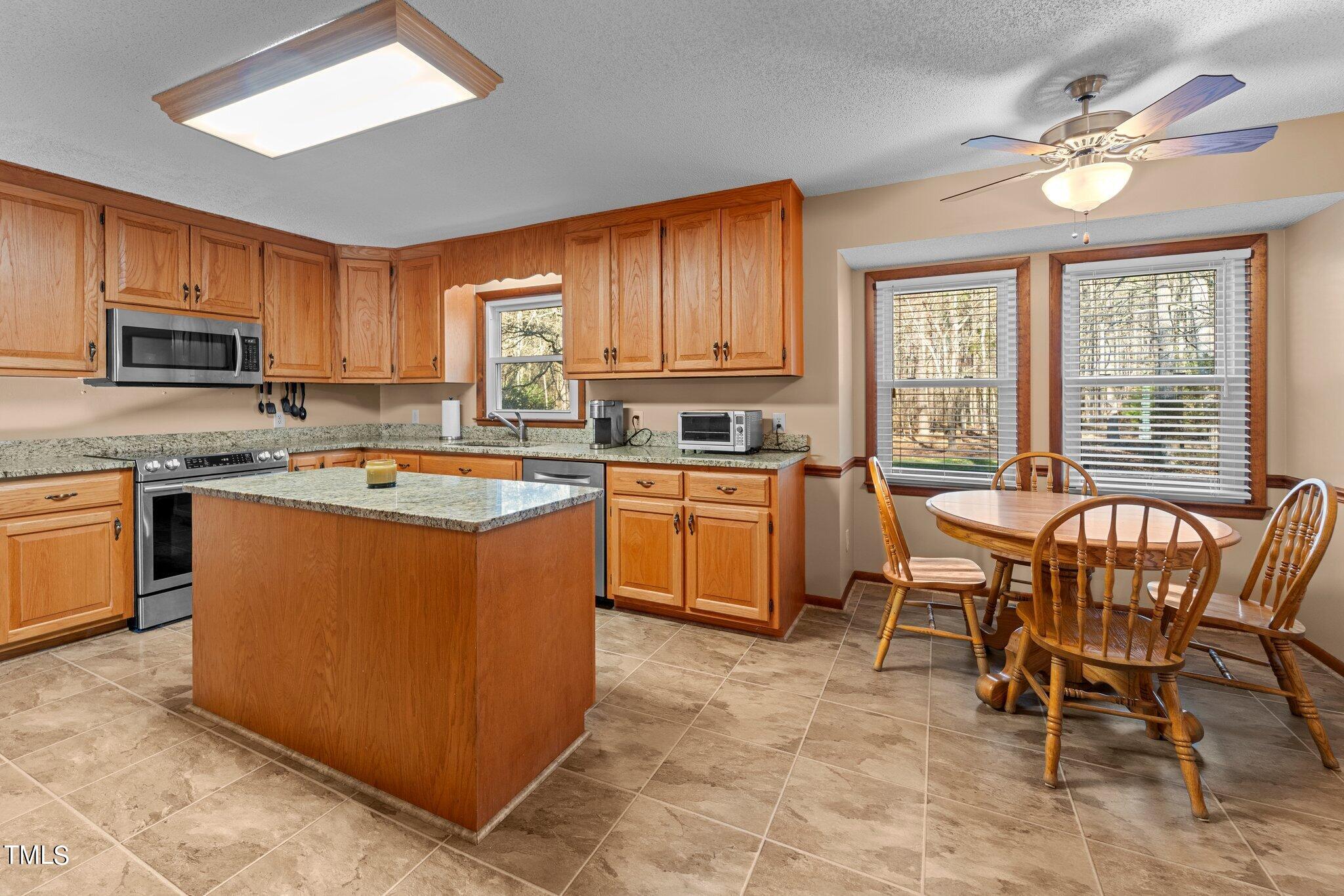 5904 Springview Trail Durham, NC 27705 - Photo 6 of 31 pic22