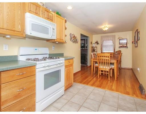 162 Hawthorne Road Waltham, MA 02451 - Photo 6 of 25 Gallery Image 6
