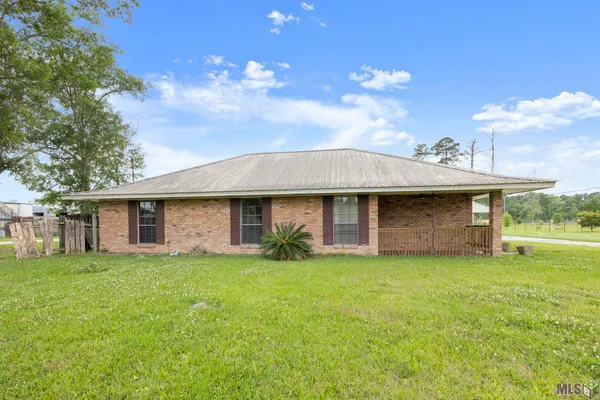 $225,000 | 18875 Highway 22, Maurepas, LA 70449
