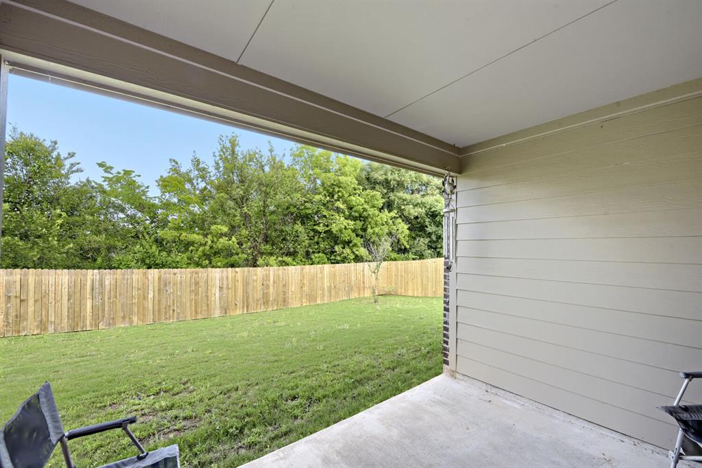 420 Jameson Springtown, TX 76082 - Photo 28 of 29 a view of backyard with green space