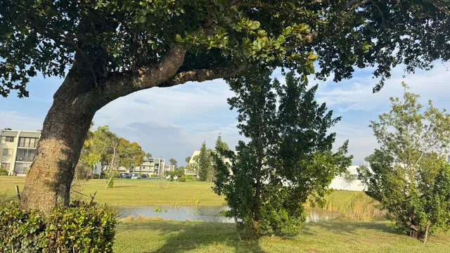 $1,650 | 4230 Deste Court, Unit 208, Lake Worth, FL 33467