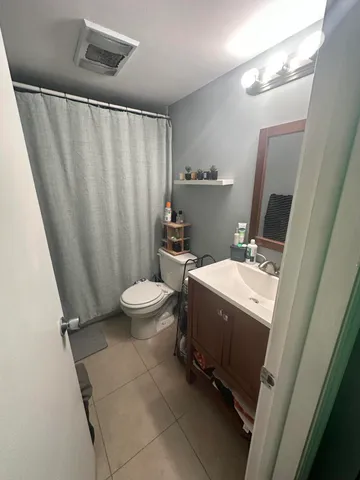 $1,650 | 4230 Deste Court, Unit 208, Lake Worth, FL 33467