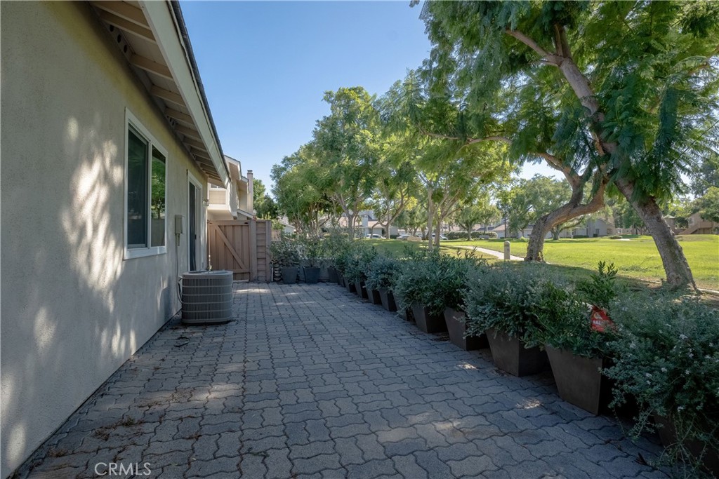 13 Brookmont, Unit 60 Irvine, CA 92604 - Photo 24 of 27 a view of a back yard