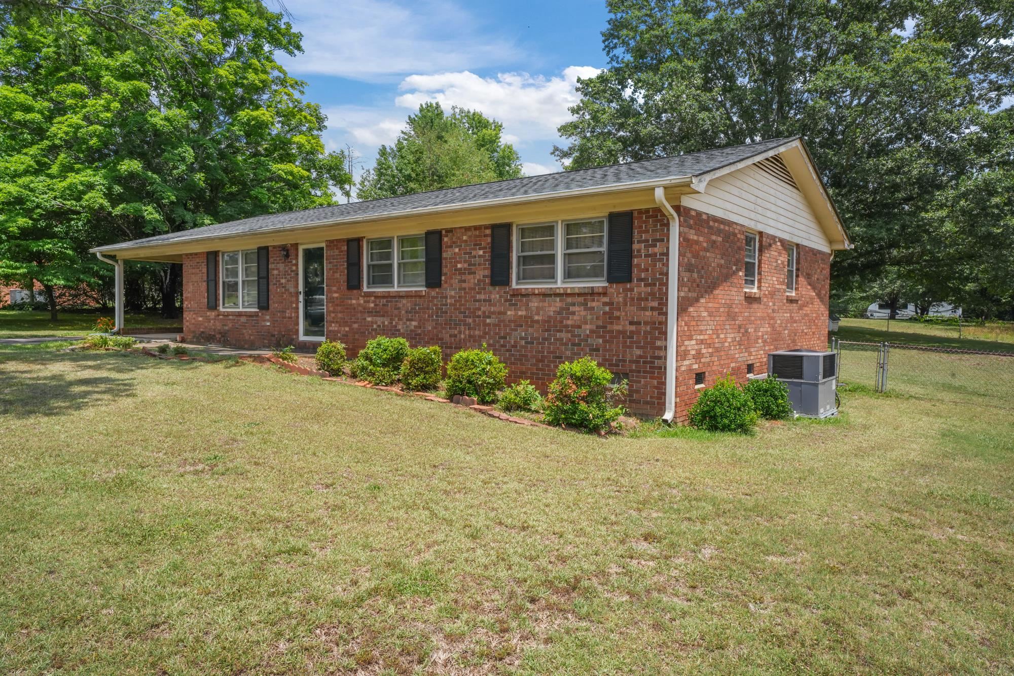 148 Venus Street Inman, SC 29349 - Photo 4 of 29