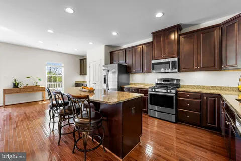 $535,000 | 915 Magnolia Blossom Court, Sykesville, MD 21784