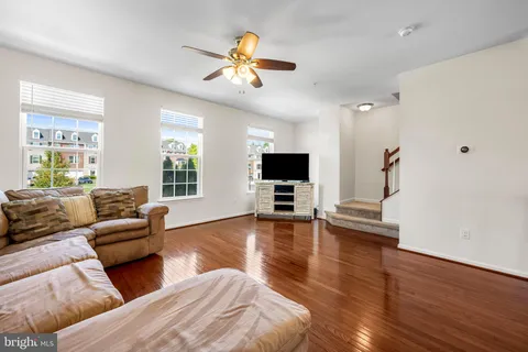$535,000 | 915 Magnolia Blossom Court, Sykesville, MD 21784