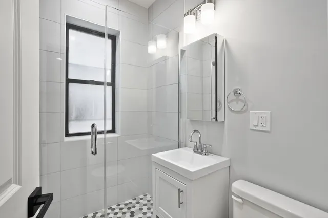 $1,550 | 1651 West Jonquil Terrace, Unit 10, Chicago, IL 60626
