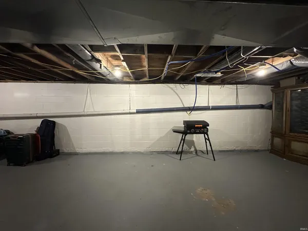 $199,900 | 8357 St Road West, Springville, IN 47462