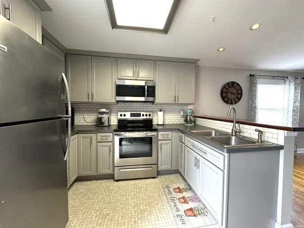 $199,900 | 8357 St Road West, Springville, IN 47462