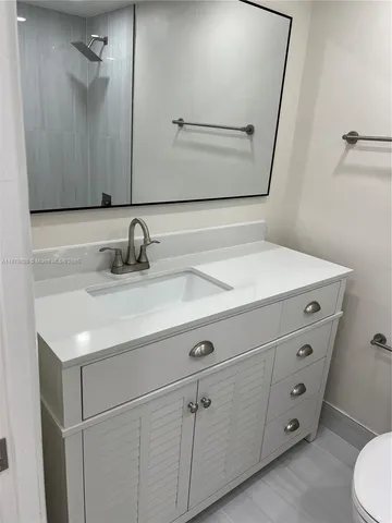 $189,900 | 5900 Northwest 44th Street, Unit 405, Lauderhill, FL 33319