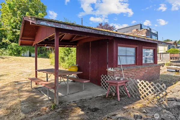 $1,300,000 | 11136 Rainier Avenue South, Seattle, WA 98178