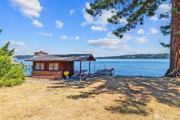 $1,300,000 | 11136 Rainier Avenue South, Seattle, WA 98178