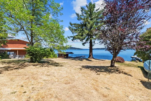 $1,300,000 | 11136 Rainier Avenue South, Seattle, WA 98178