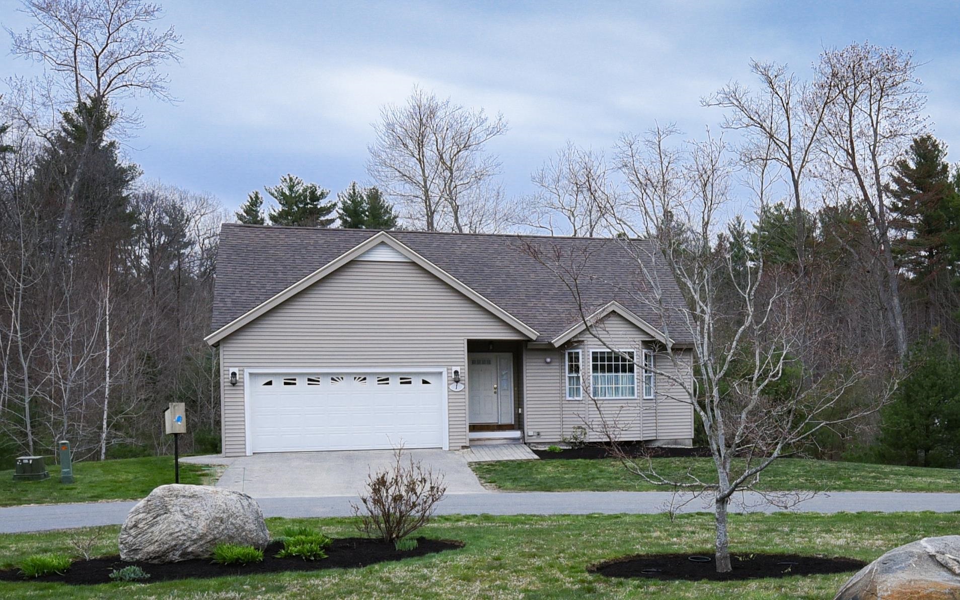 1 Stonewall Circle, Newton, NH 03858 Compass