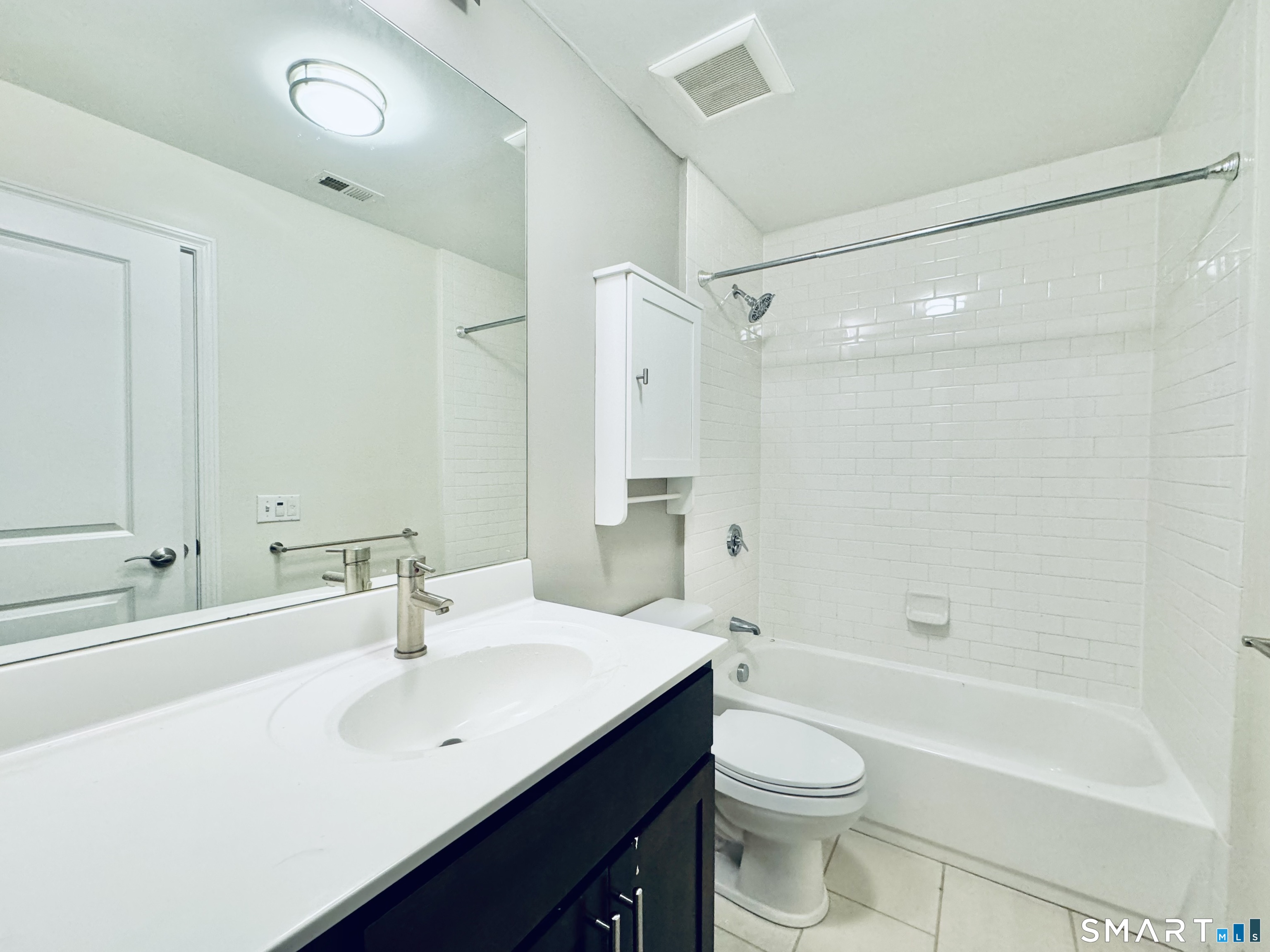 80 Merrell Avenue, Unit 80 Stamford, CT 06902 - Photo 12 of 14 Primary bath