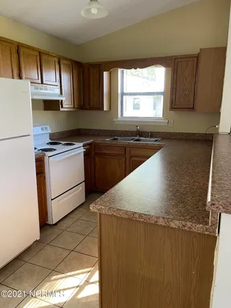 $1,150 | 1840 Countrywood Boulevard, Jacksonville, NC 28540