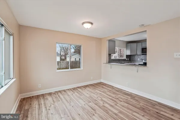 $2,695 | 3736 Beach Dr Boulevard, Edgewater, MD 21037