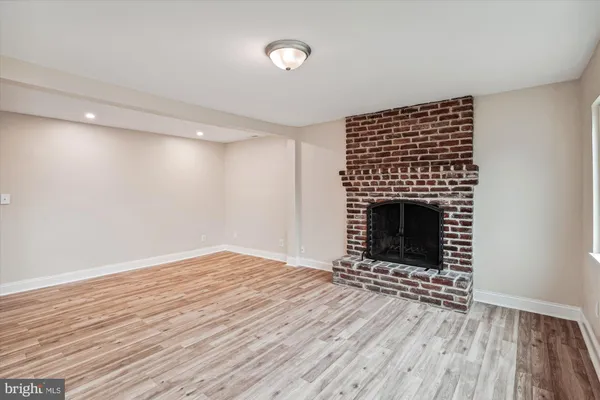 $2,695 | 3736 Beach Dr Boulevard, Edgewater, MD 21037