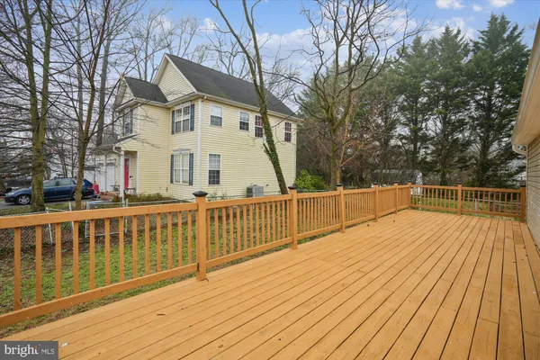 $2,695 | 3736 Beach Dr Boulevard, Edgewater, MD 21037