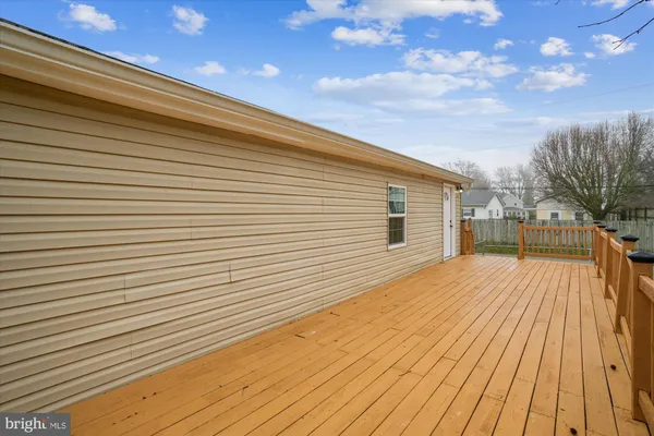 $2,695 | 3736 Beach Dr Boulevard, Edgewater, MD 21037