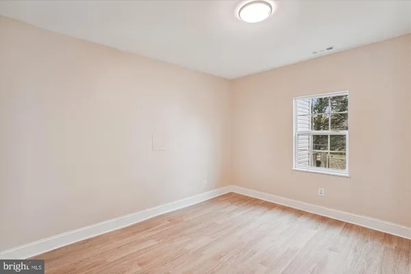 $2,695 | 3736 Beach Dr Boulevard, Edgewater, MD 21037