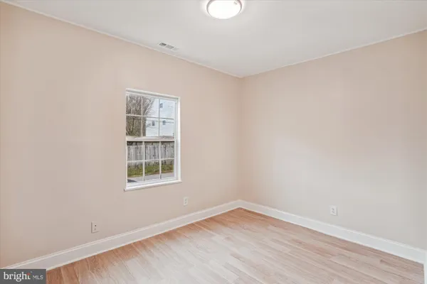 $2,695 | 3736 Beach Dr Boulevard, Edgewater, MD 21037