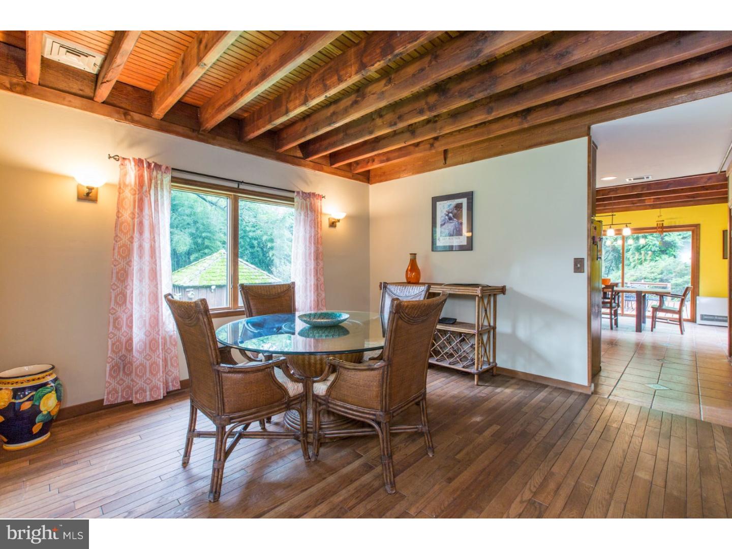 324 Bent Road Wyncote, PA 19095 - Photo 5 of 22 Dining Room