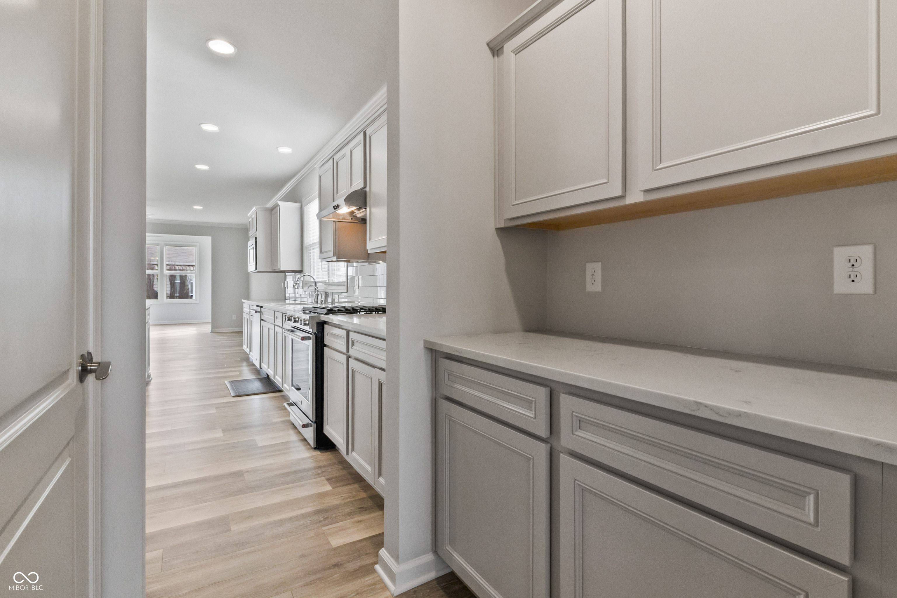 13229 Catawba Trail Fishers, IN 46037 - Photo 12 of 40