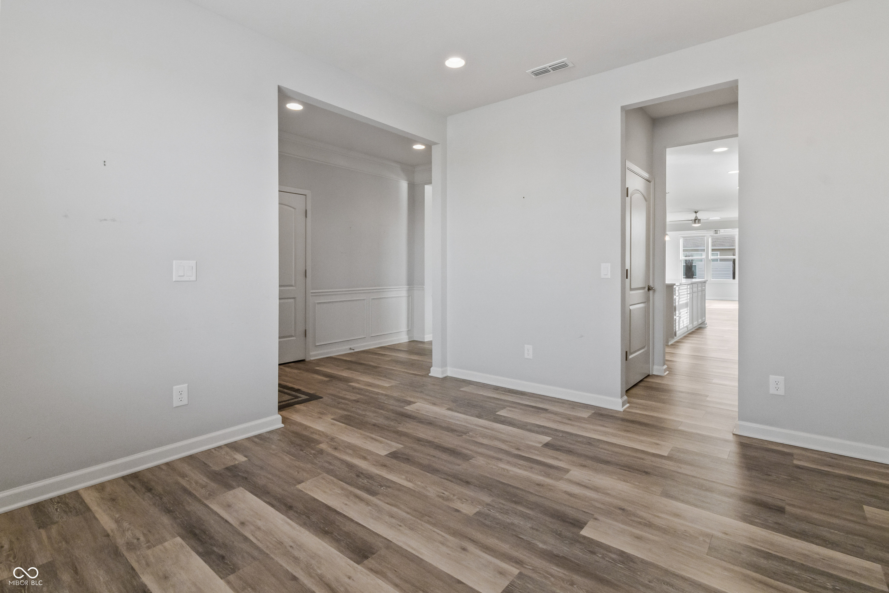 13229 Catawba Trail Fishers, IN 46037 - Photo 6 of 40