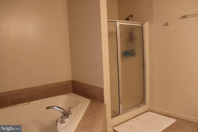 a bathroom with a tub