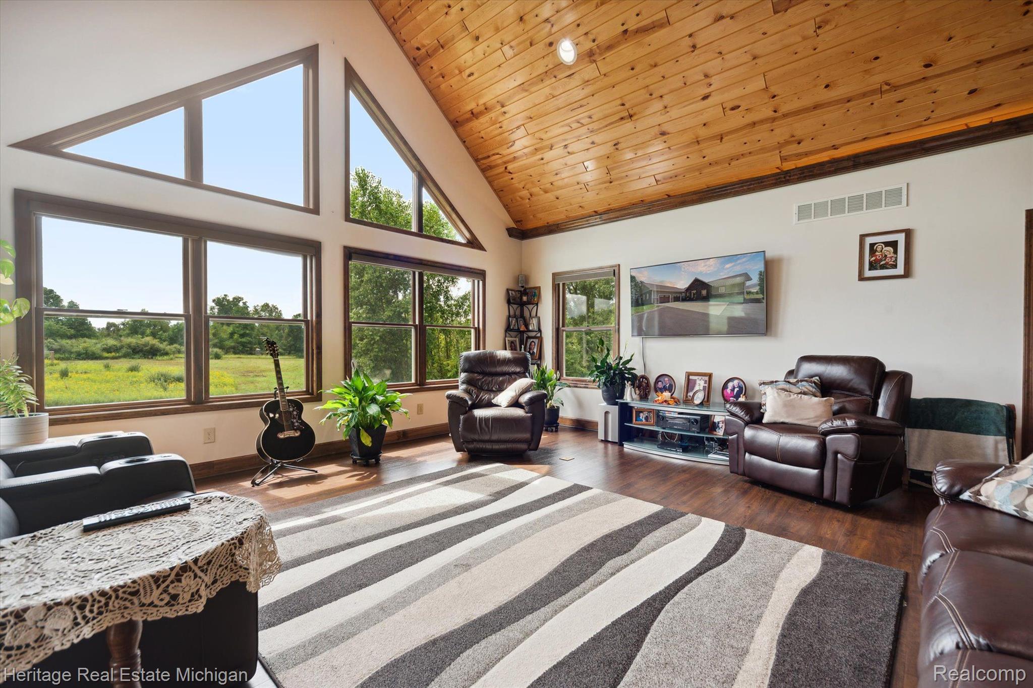 10540 Cole Road Byron, MI 48418 - Photo 9 of 76 Great Room