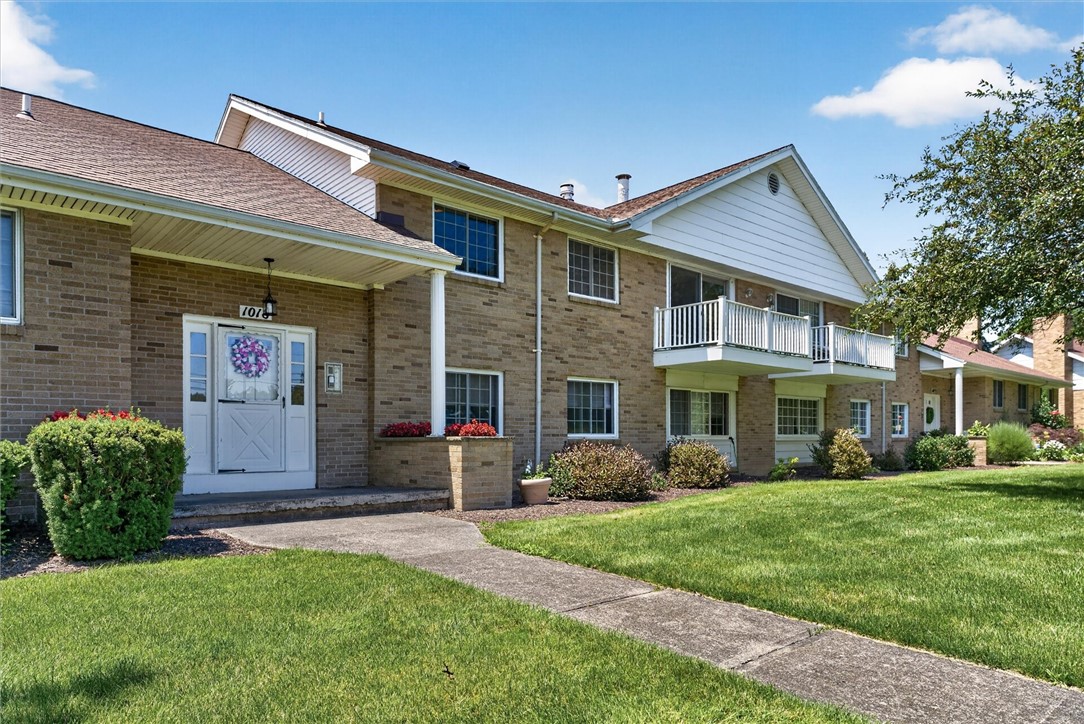 1018 B Greenleaf Road Greece, NY 14612 - Photo 2 of 50
