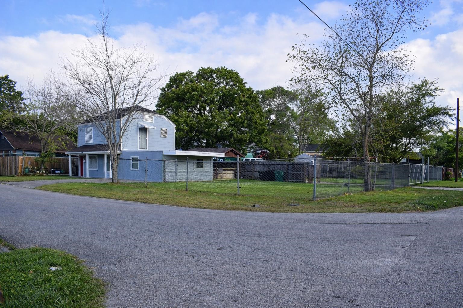 5709 Craig Street Houston, TX 77023 - Photo 19 of 19