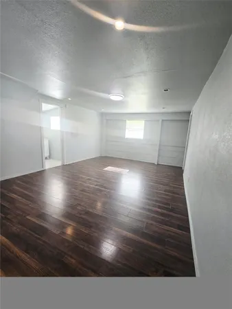 $1,800 | 5709 Craig Street, Houston, TX 77023