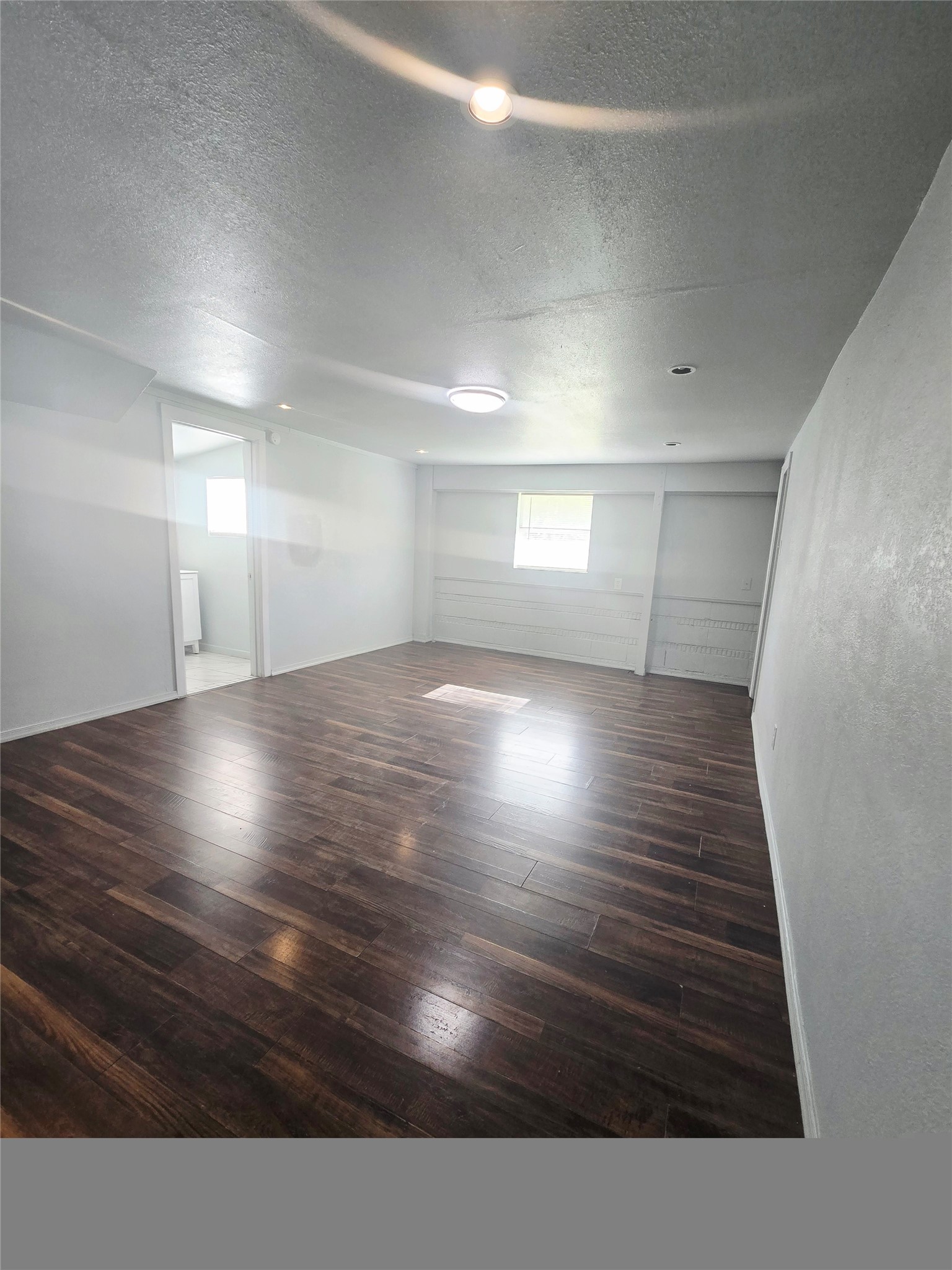 5709 Craig Street Houston, TX 77023 - Photo 4 of 19