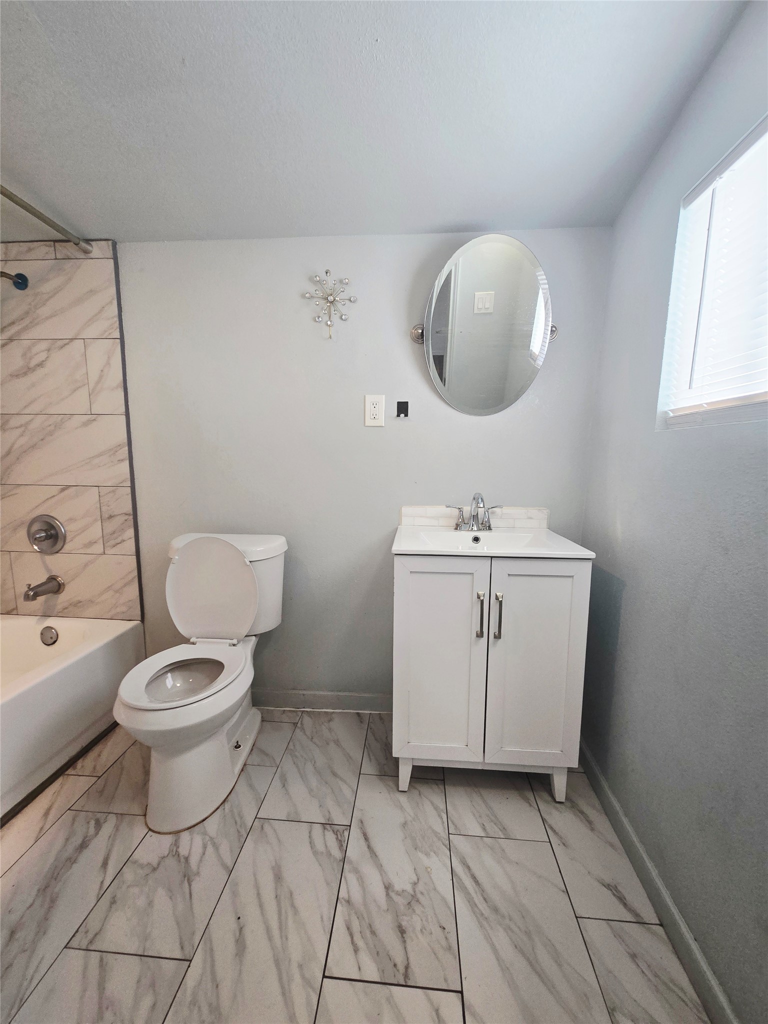 5709 Craig Street Houston, TX 77023 - Photo 6 of 19