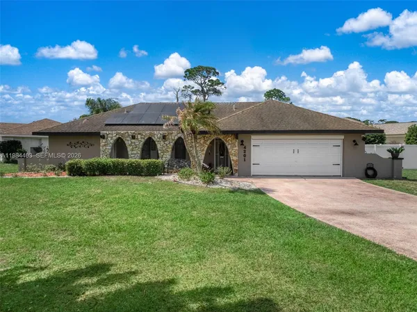 $289,900 | 4201 Westminster Road, Sebring, FL 33875