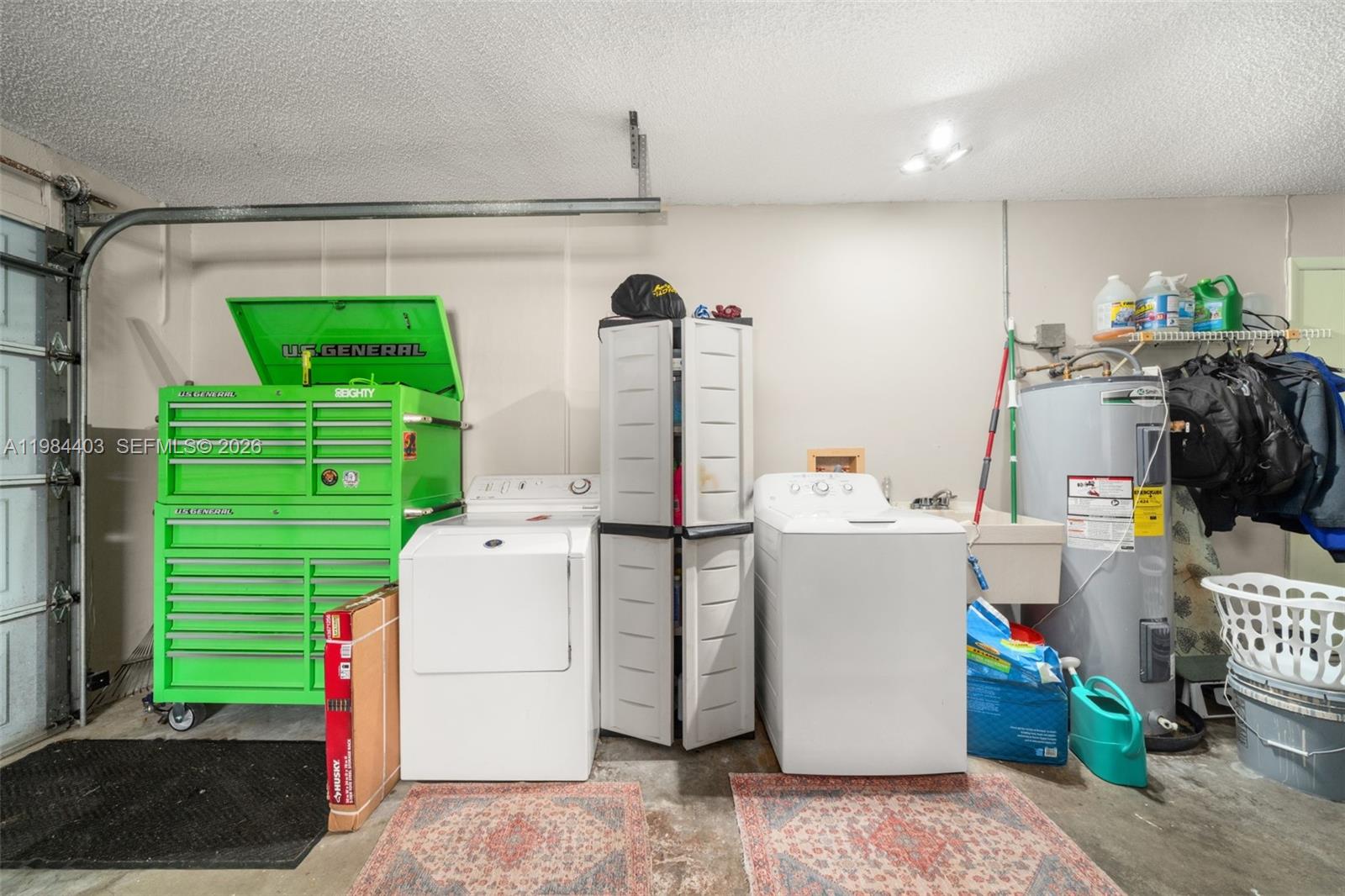 4201 Westminster Road Sebring, FL 33875 - Photo 30 of 43 a utility room with dryer and washer