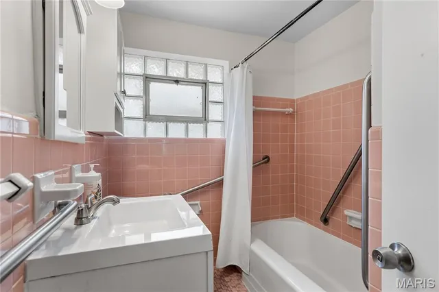 $225,000 | 7530 Williams Avenue, Maplewood, MO 63143