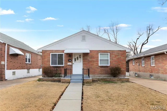 $225,000 | 7530 Williams Avenue, Maplewood, MO 63143