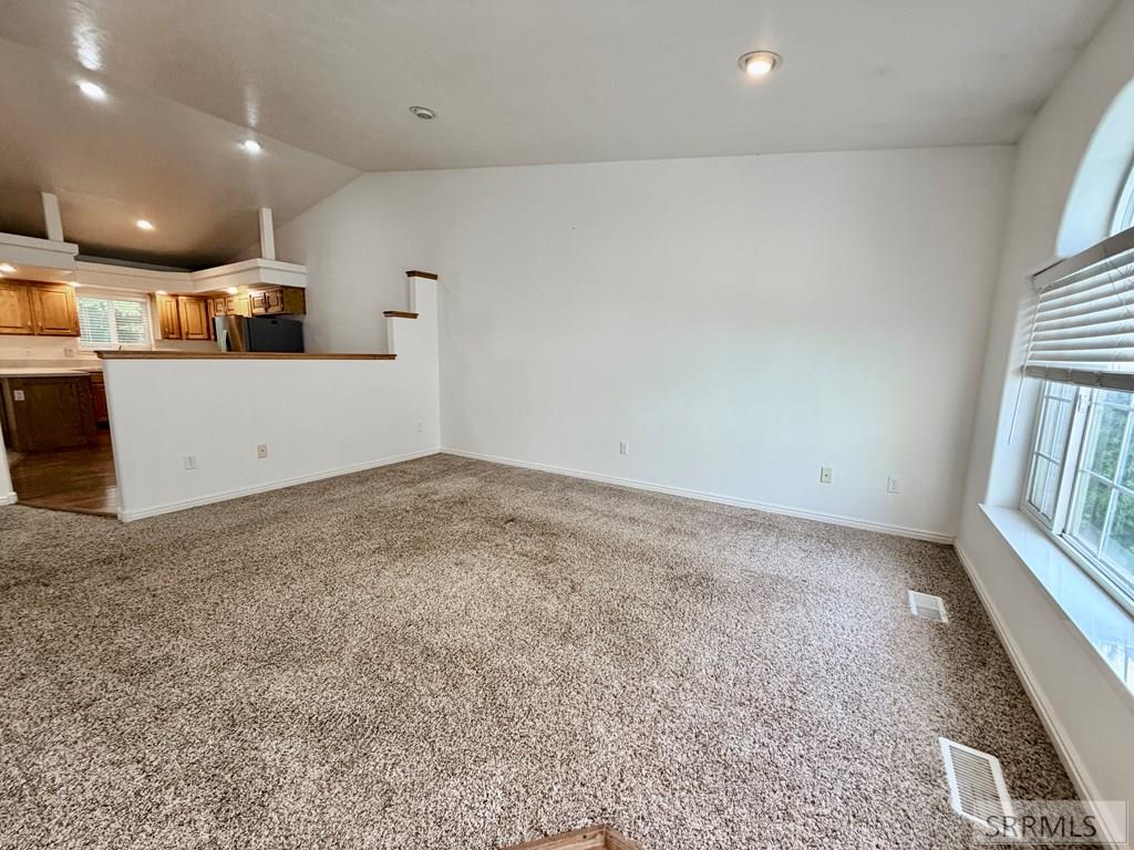 2948 Courtyard Circle Ammon, ID 83406 - Photo 3 of 25