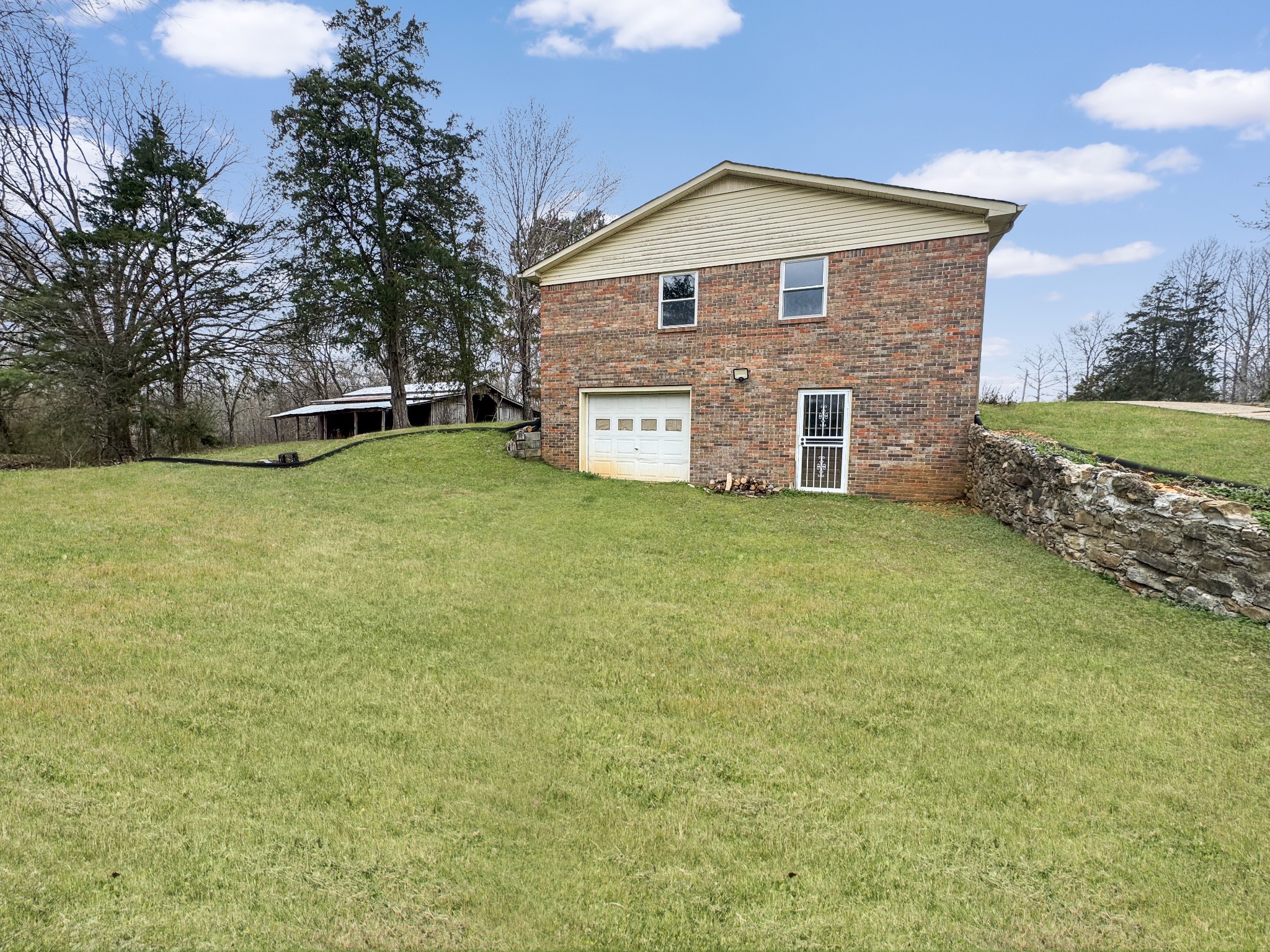 2289 Cumberland City Road Dover, TN 37058 - Photo 19 of 27